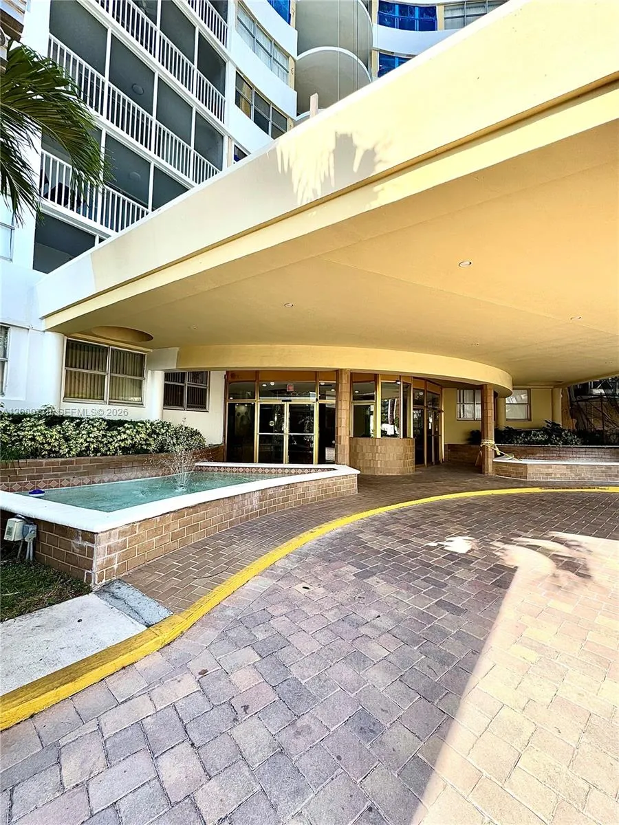 100 Golden Isles Dr #806 Hallandale Beach, FL 33009