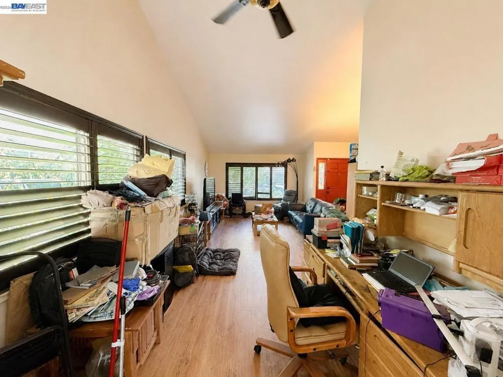 3120 Ozzie Court Carmichael, CA 95608