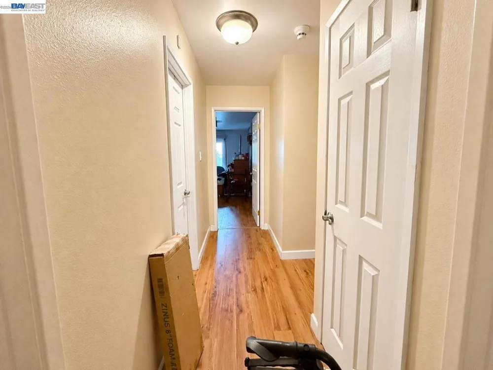 3120 Ozzie Court Carmichael, CA 95608