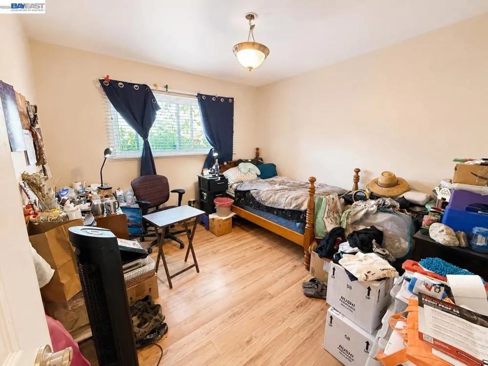 3120 Ozzie Court Carmichael, CA 95608