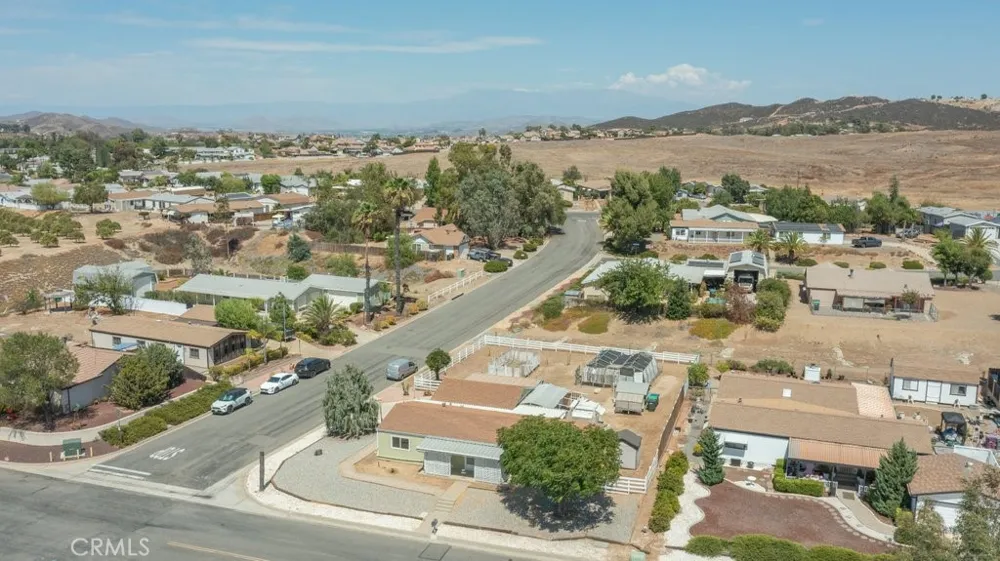 34608 The Farm Road Wildomar, CA 92595