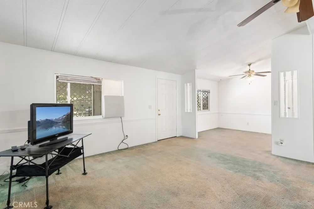 34608 The Farm Road Wildomar, CA 92595