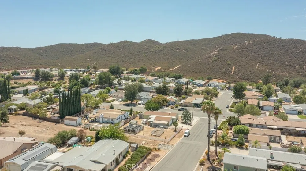 34608 The Farm Road Wildomar, CA 92595