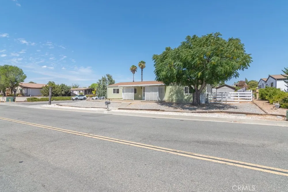 34608 The Farm Road Wildomar, CA 92595