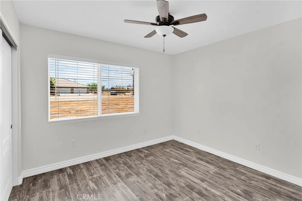 10520 Mono Road Phelan, CA 92371