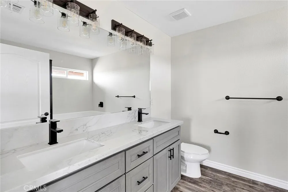 10520 Mono Road Phelan, CA 92371