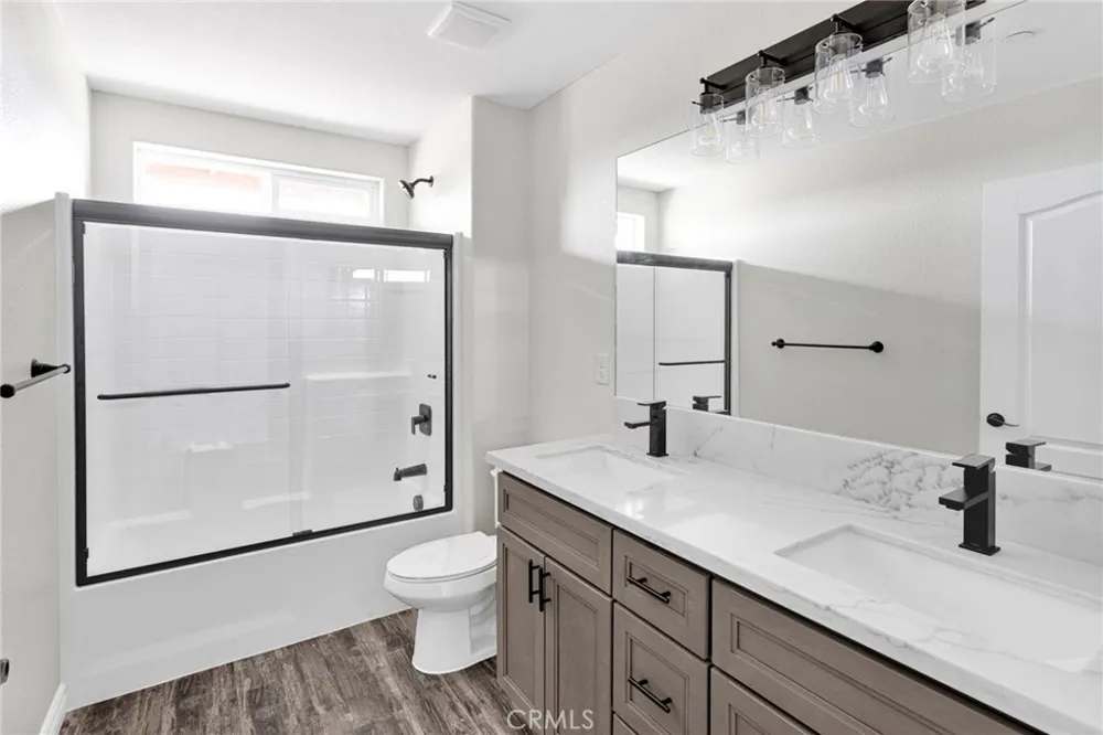 10520 Mono Road Phelan, CA 92371