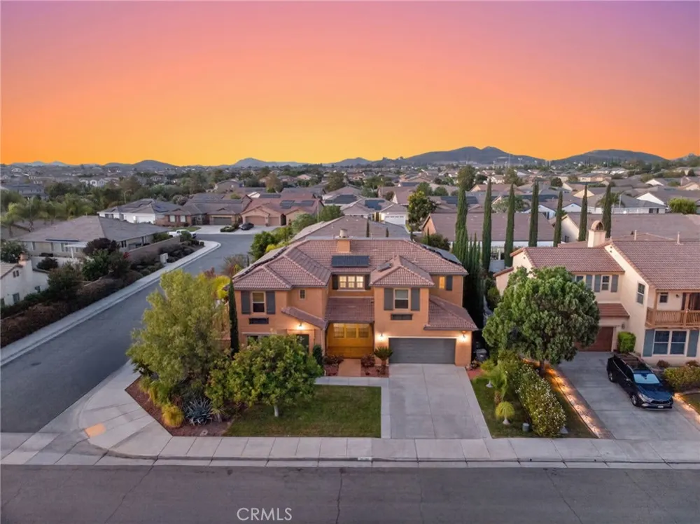 30780 Olympia Rose Murrieta, CA 92563