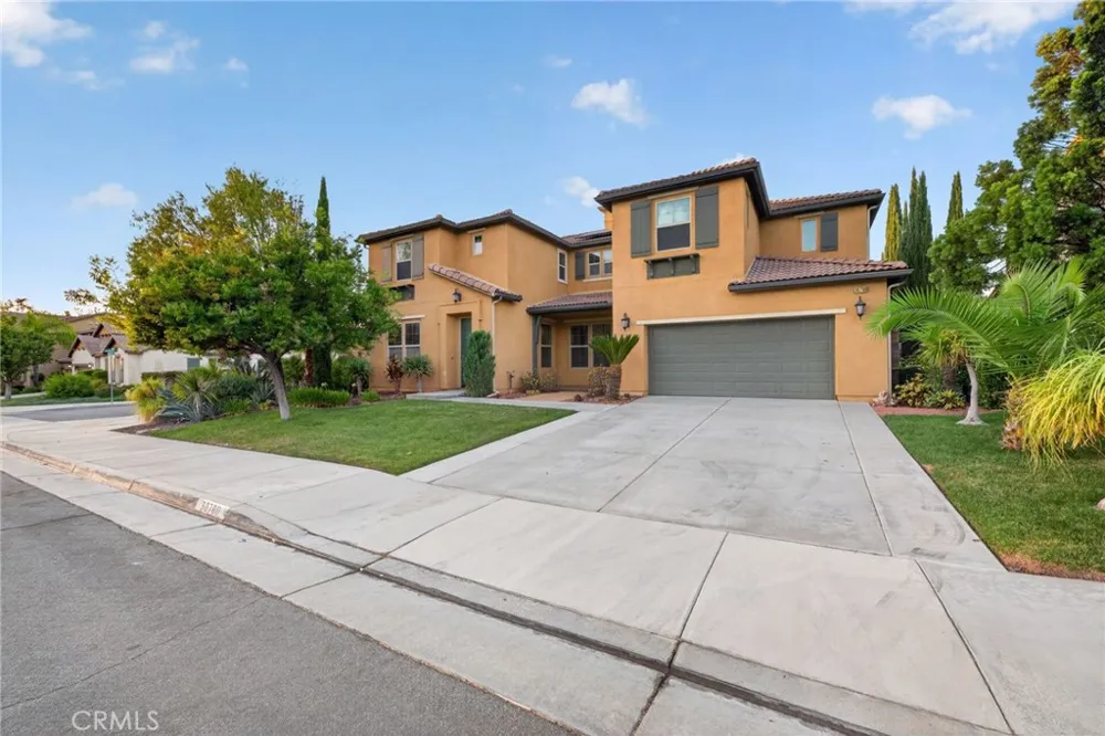 30780 Olympia Rose Murrieta, CA 92563