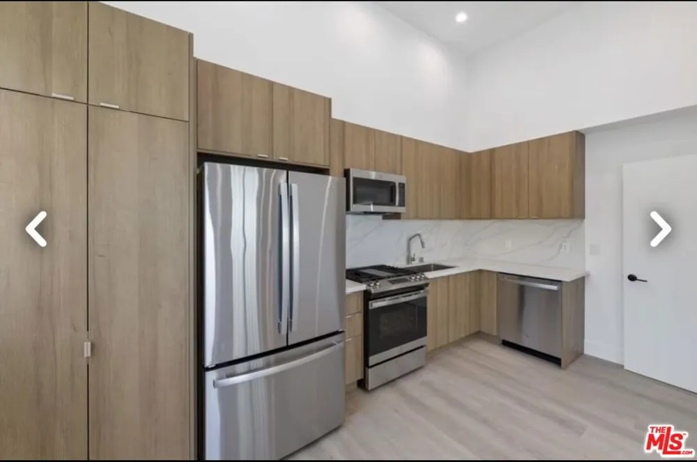 4810 Mascot Street Los Angeles, CA 90019