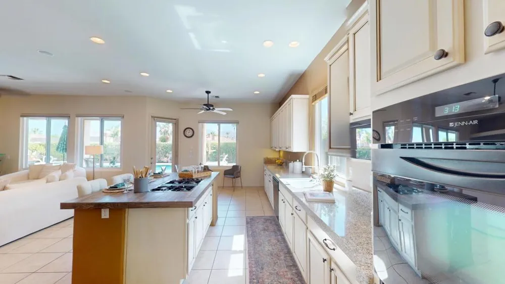17 Corte Del Sol Rancho Mirage, CA 92270