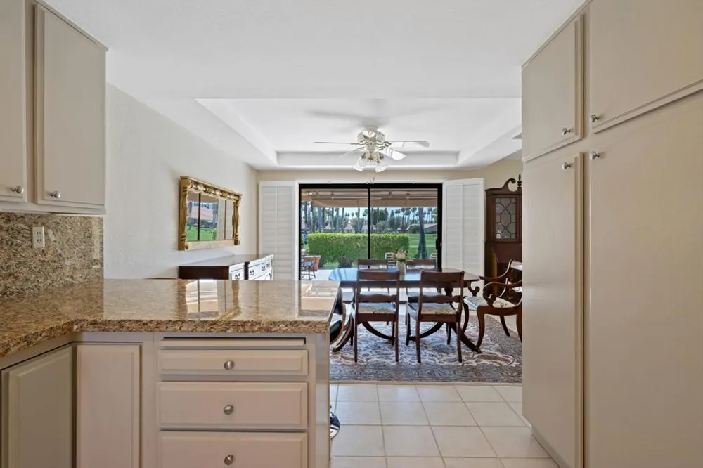 44 Maximo Way Palm Desert, CA 92260