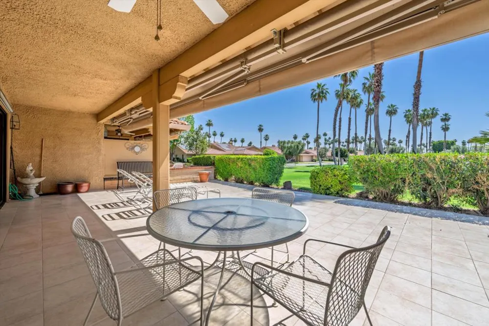 44 Maximo Way Palm Desert, CA 92260