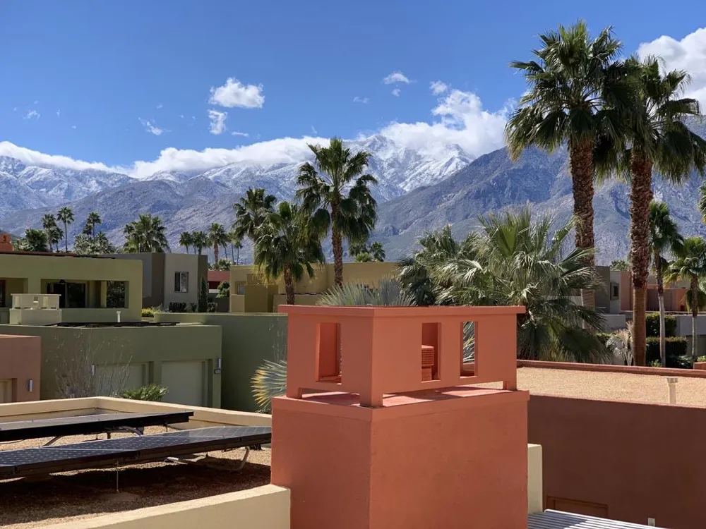 3000 Candlelight Lane Palm Springs, CA 92264