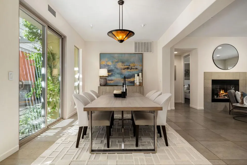 3000 Candlelight Lane Palm Springs, CA 92264