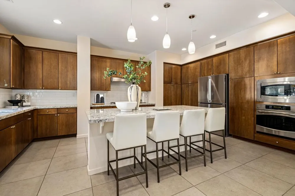 3000 Candlelight Lane Palm Springs, CA 92264