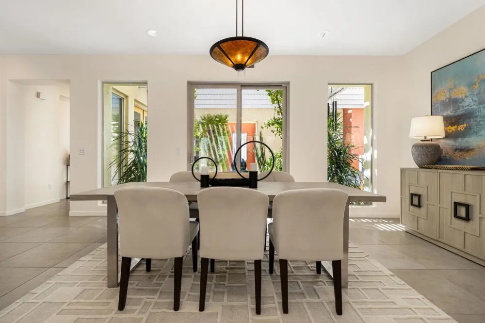 3000 Candlelight Lane Palm Springs, CA 92264