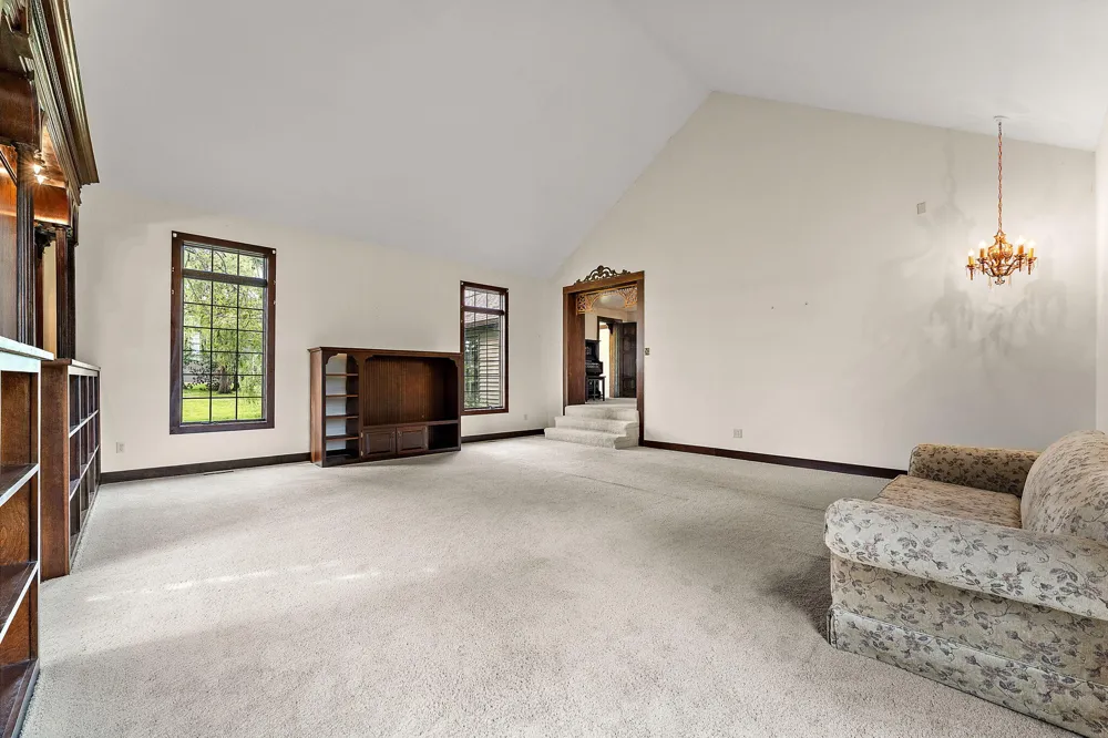 1700 W 10th Street Hobart, IN 46342