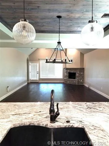 12809 S Oxford Avenue E Bixby, OK 74008