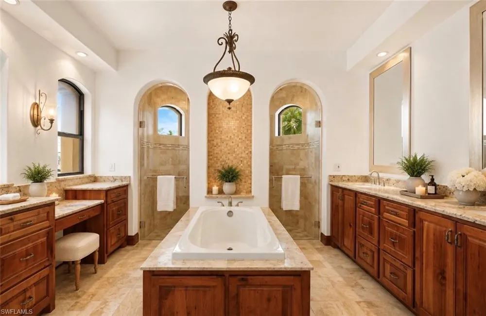 5306 SW 27th Place Cape Coral, FL 33914