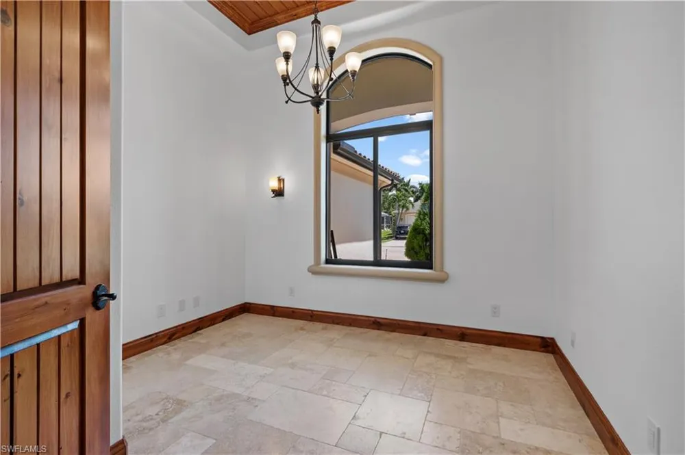 5306 SW 27th Place Cape Coral, FL 33914