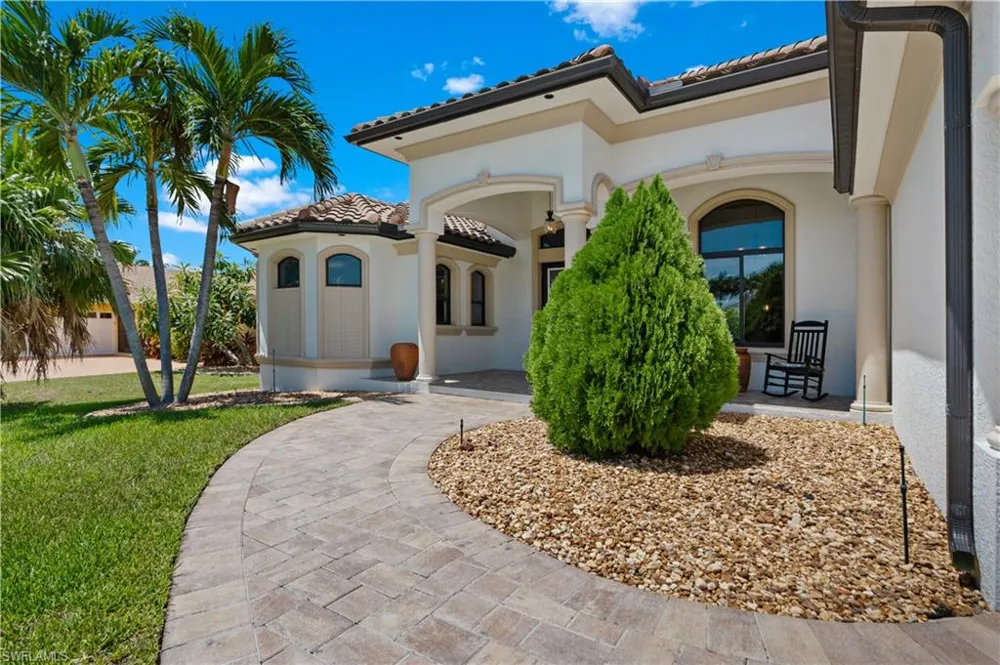 5306 SW 27th Place Cape Coral, FL 33914