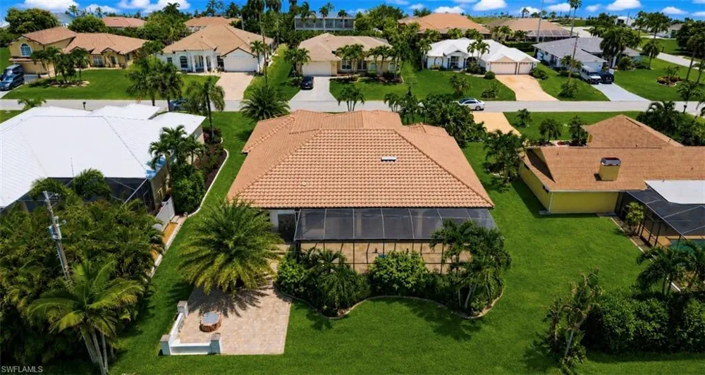 5306 SW 27th Place Cape Coral, FL 33914