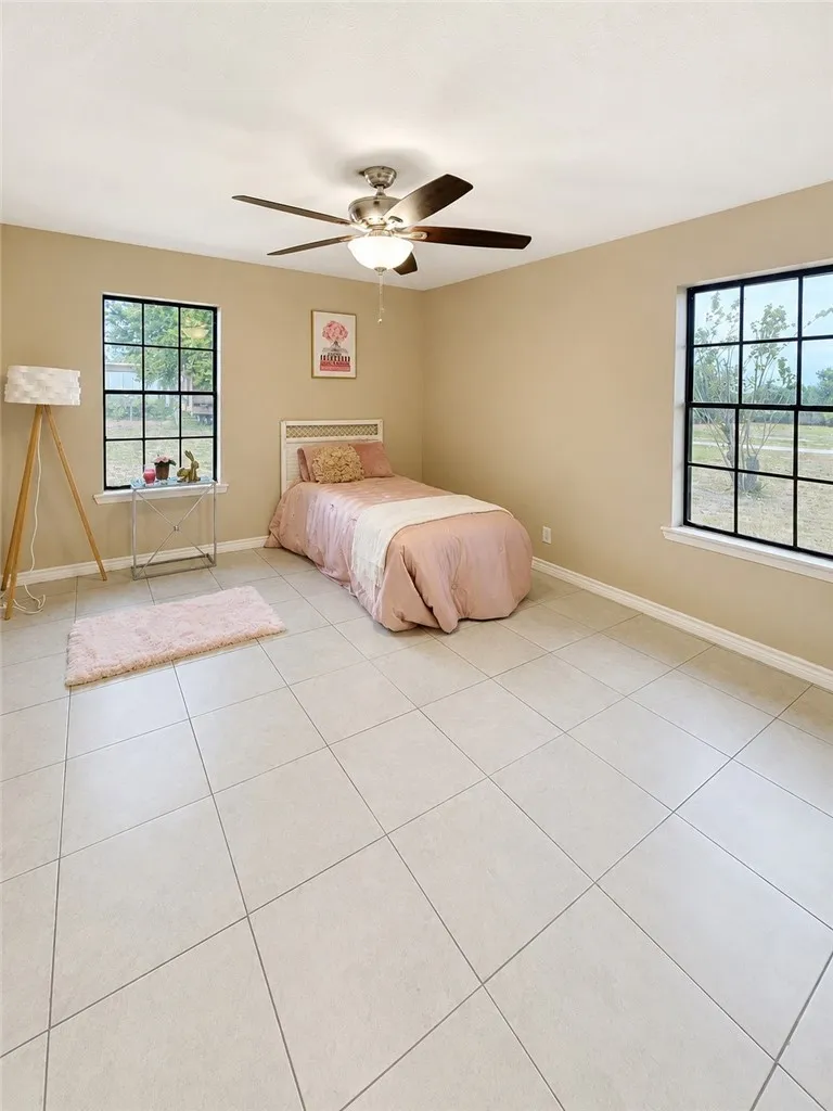 3032 HWY N 281 Alice, TX 78332