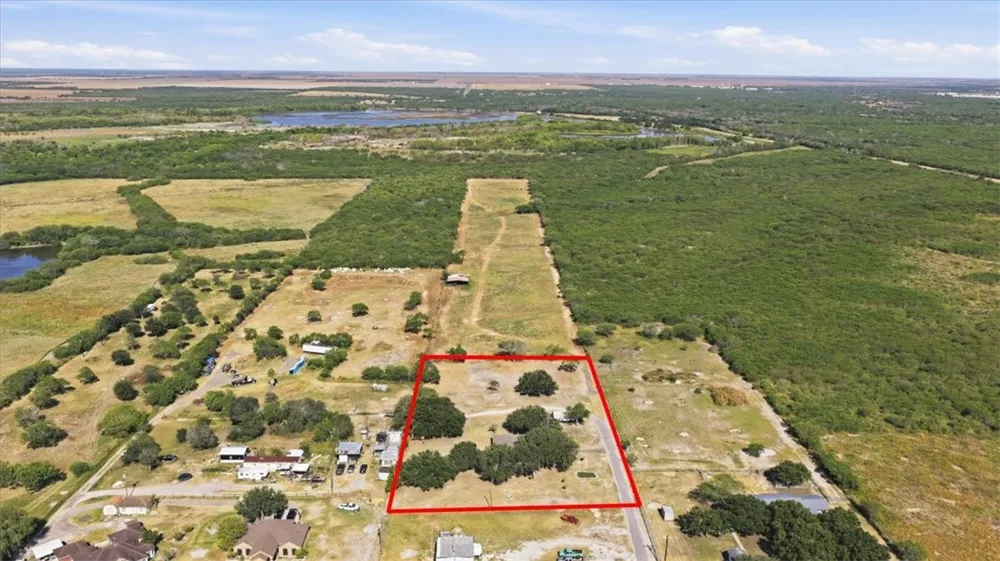 3032 HWY N 281 Alice, TX 78332