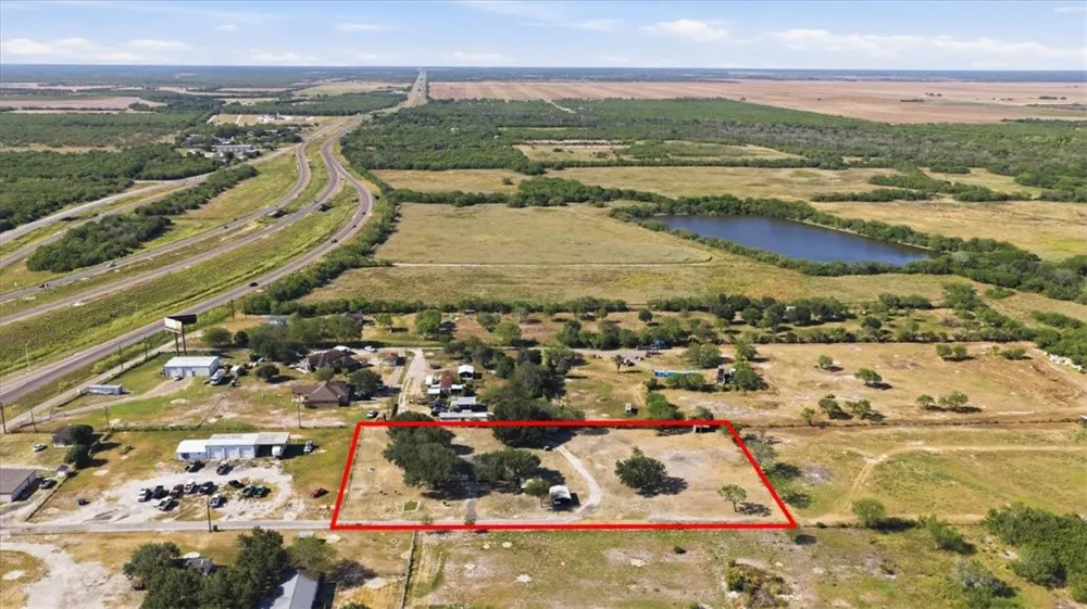 3032 HWY N 281 Alice, TX 78332