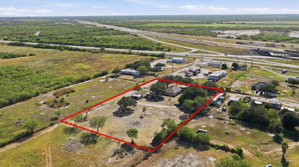3032 HWY N 281 Alice, TX 78332