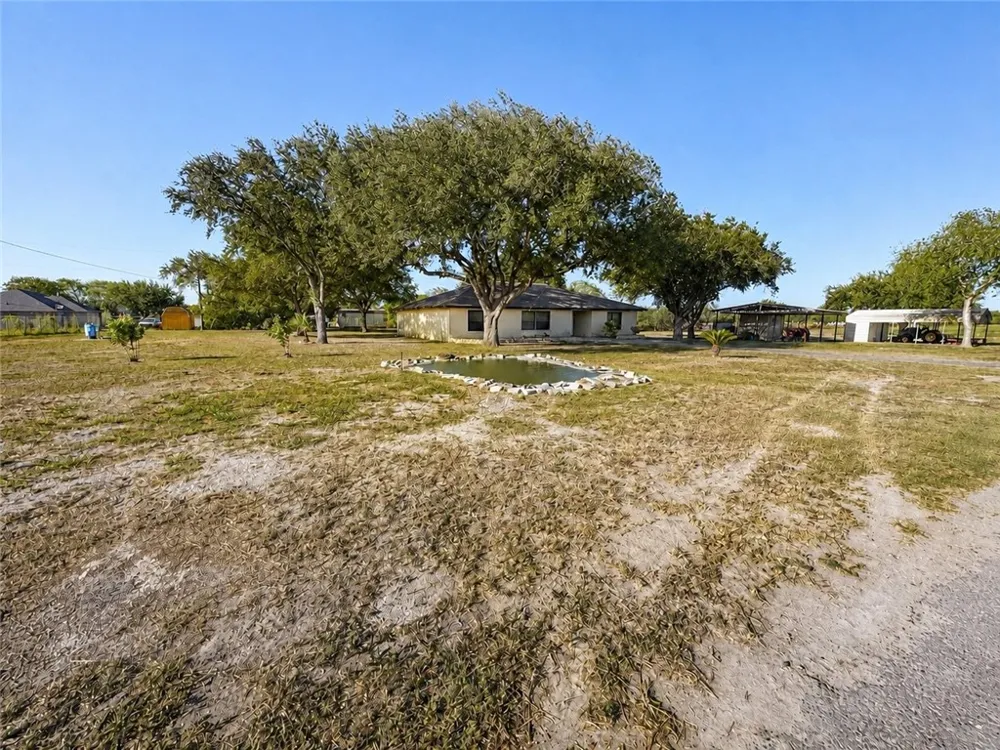 3032 HWY N 281 Alice, TX 78332