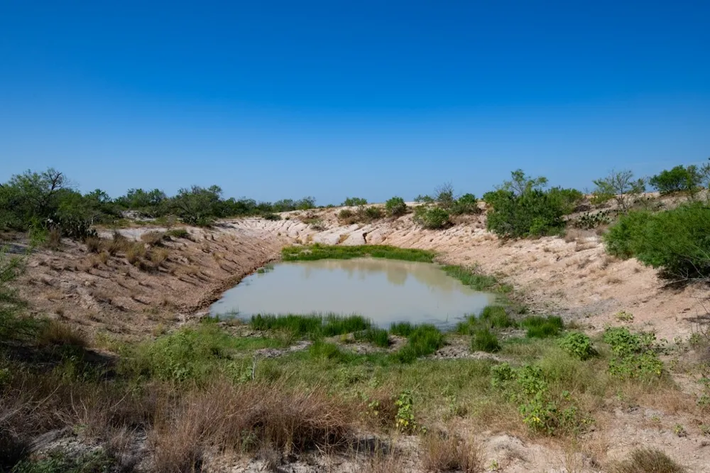 242 Cinco Millas Road Tilden, TX 78072