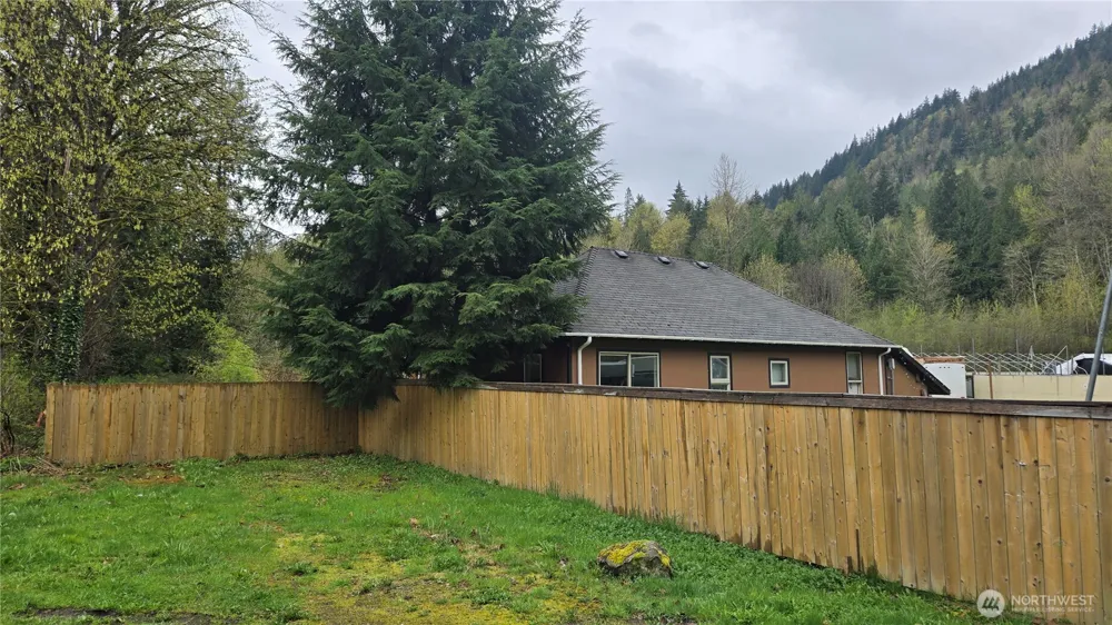 5898 Mt Baker Highway Deming, WA 98244