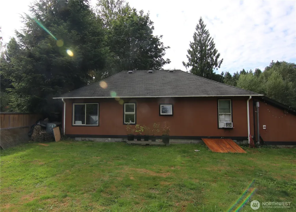 5898 Mt Baker Highway Deming, WA 98244