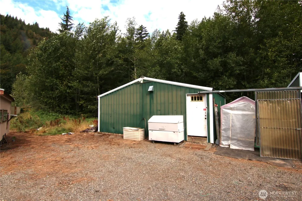 5898 Mt Baker Highway Deming, WA 98244
