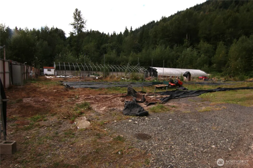 5898 Mt Baker Highway Deming, WA 98244