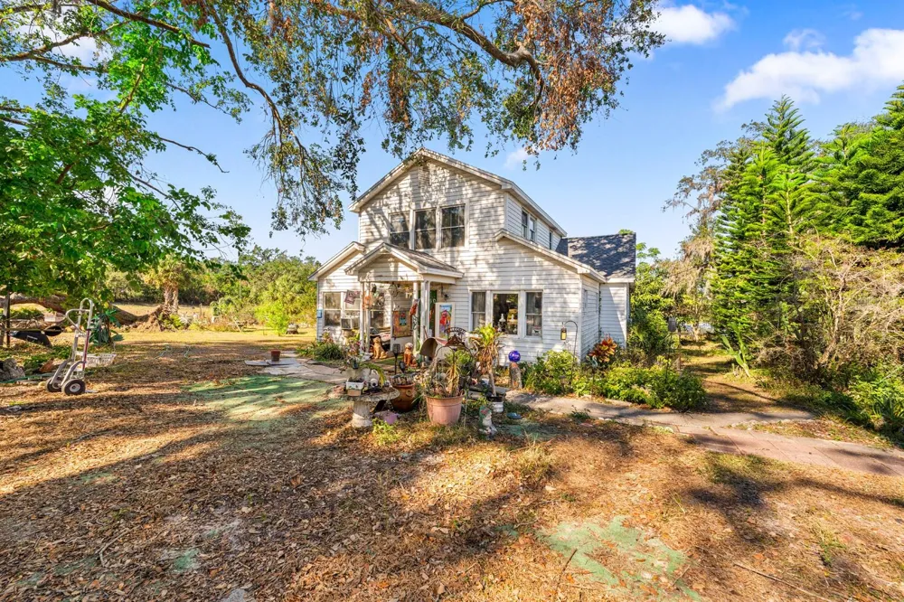 9602 RIPLEY ROAD Thonotosassa, FL 33592