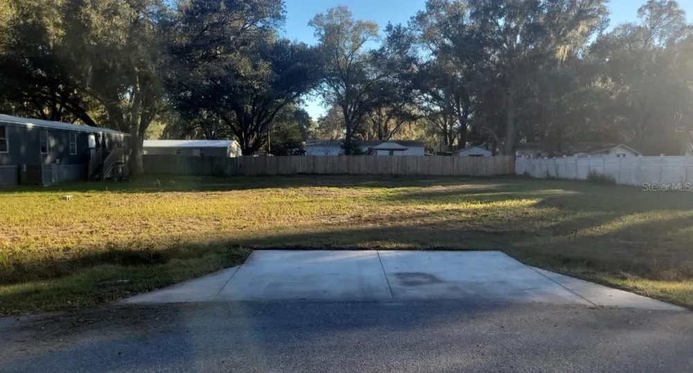 325 DONALD LANE Winter Haven, FL 33880