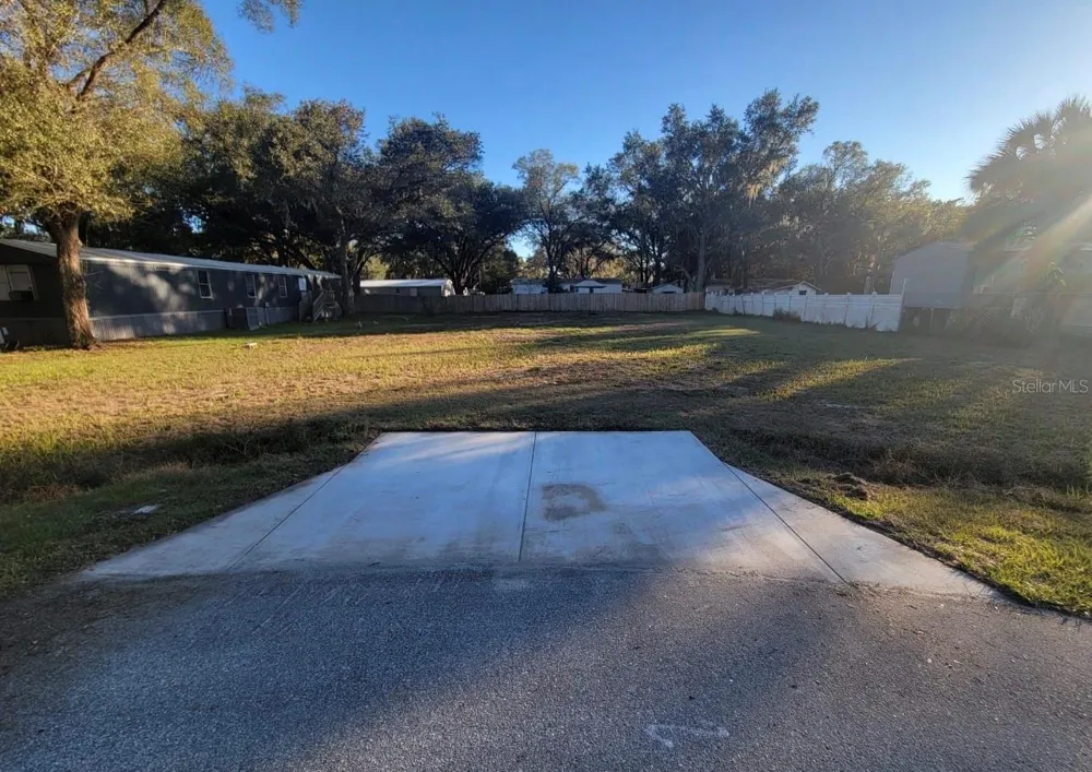 325 DONALD LANE Winter Haven, FL 33880