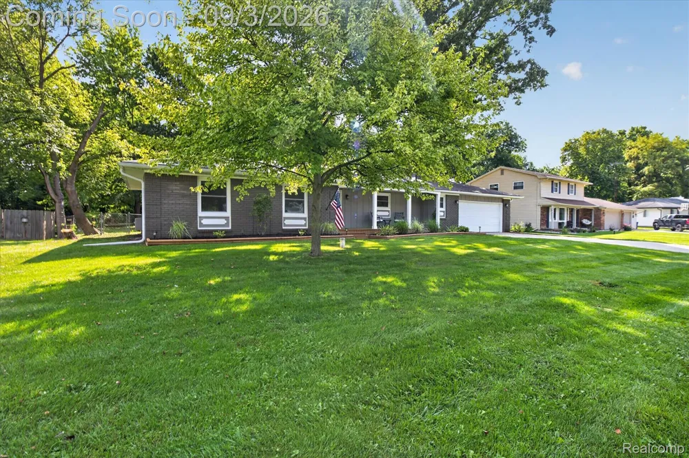 6215 Anavista Drive Mundy Township, MI 48507