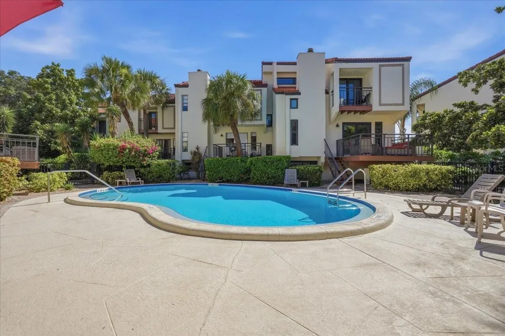 240 WINDWARD PASSAGE #702 Clearwater, FL 33767