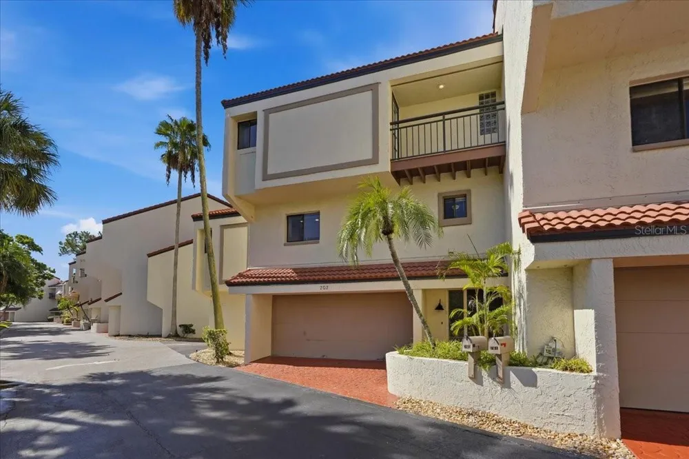 240 WINDWARD PASSAGE #702 Clearwater, FL 33767