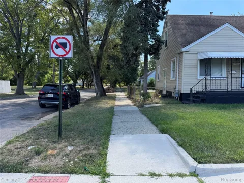 19801 Tireman Street