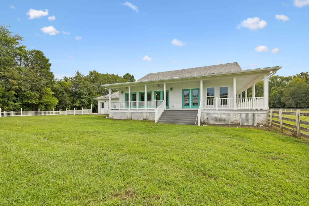 2290 Osburn Rd Arrington, TN 37014