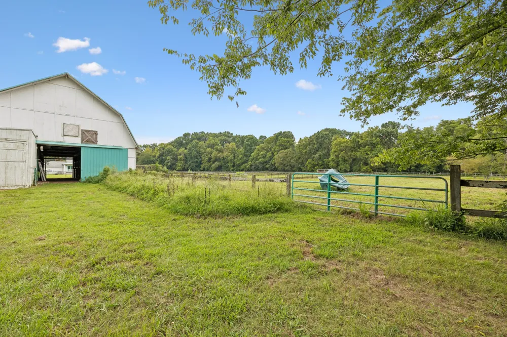 2290 Osburn Rd Arrington, TN 37014