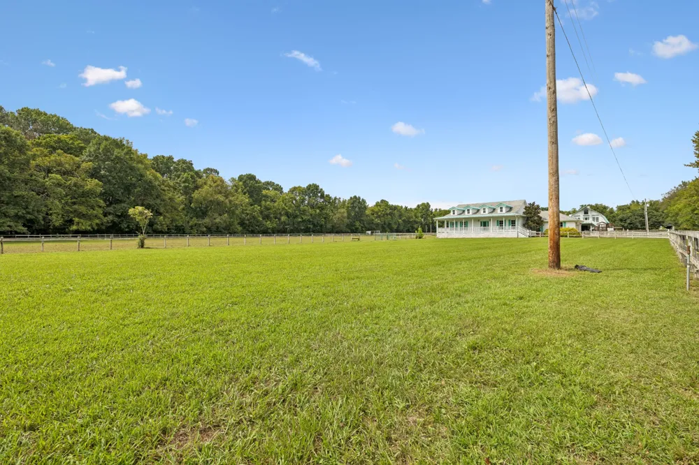 2290 Osburn Rd Arrington, TN 37014