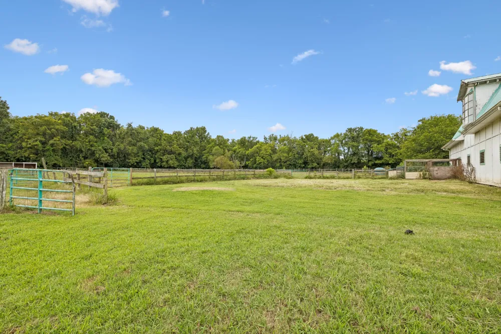 2290 Osburn Rd Arrington, TN 37014