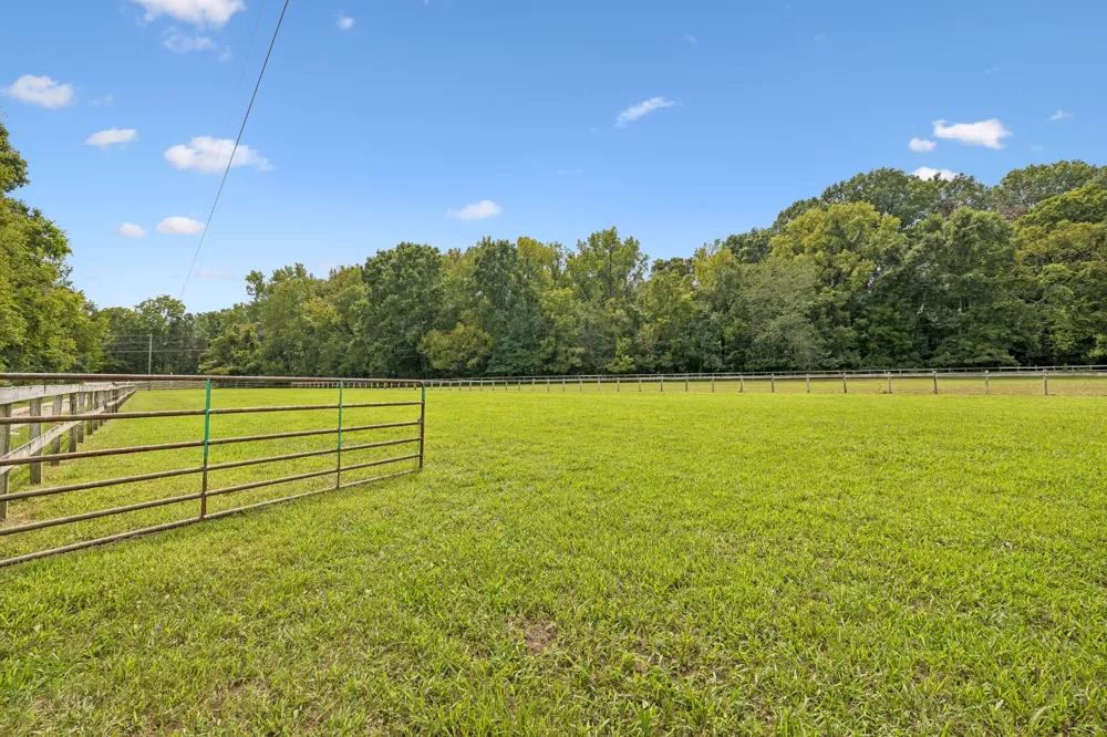2290 Osburn Rd Arrington, TN 37014