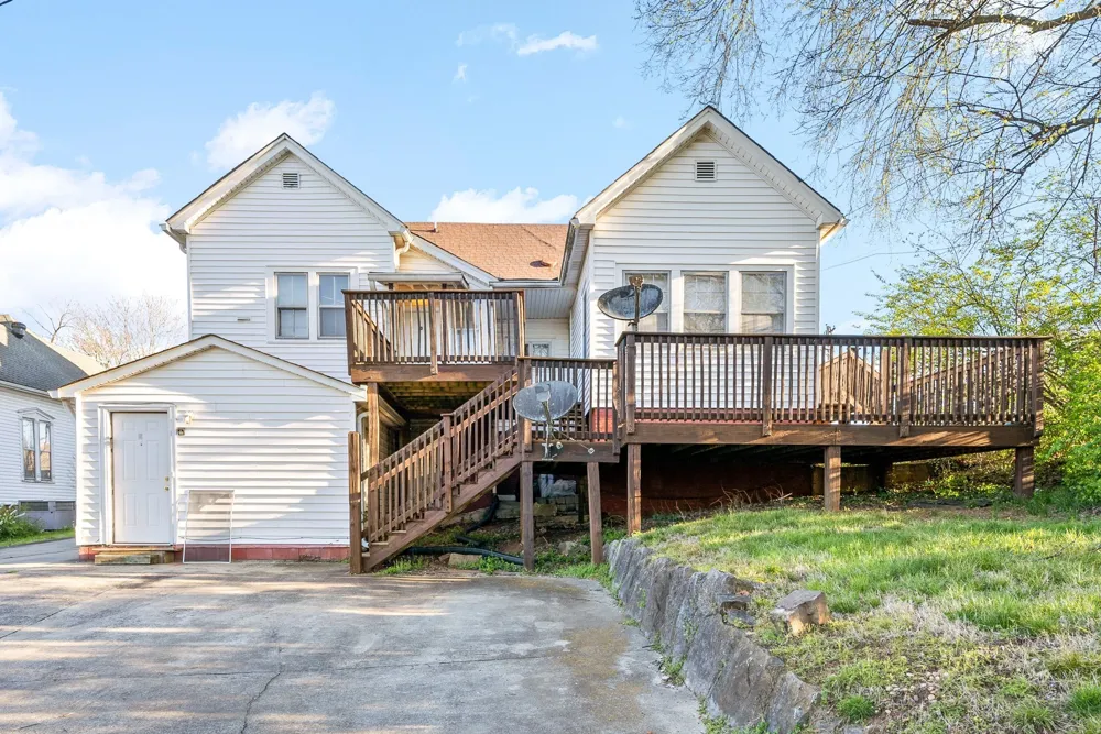 222 Union St #B Clarksville, TN 37040
